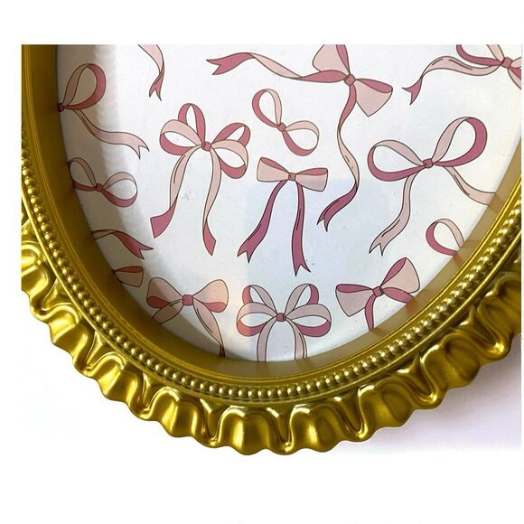 Coquette Bow Frame 6.89in x 10in New - Picture 2 of 6